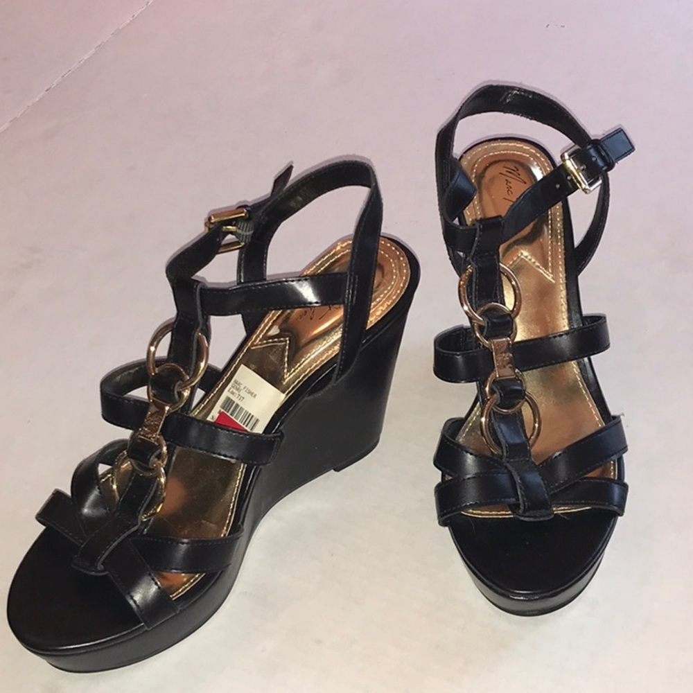 Marc Fisher platform shoes